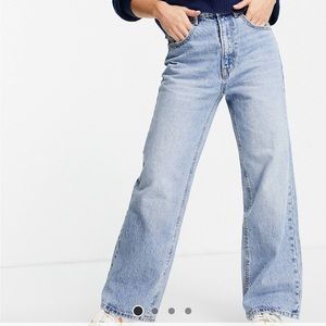 Stradivarius Petite 90s Dad Jeans in vintage blue straight leg